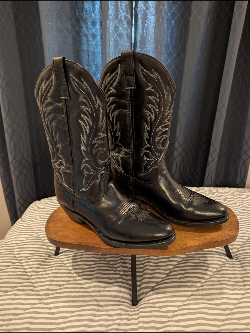 Laredo Black Leather Cowboy Boots